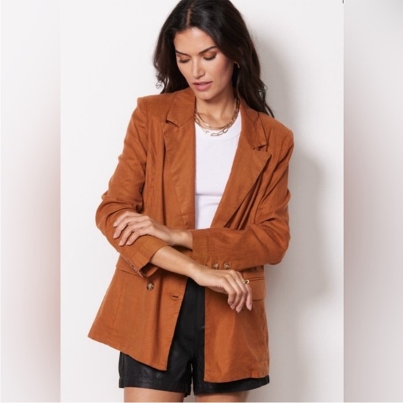 Evereve Jackets & Blazers - Evereve Alexa Double Breasted Linen Blend Blazer Jacket